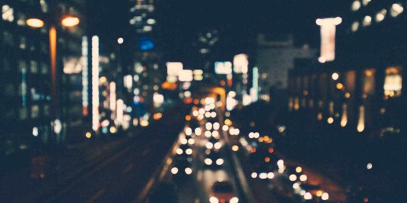 从田间到餐桌：农业摄影如何融合自然美学与赛博朋克风格，重塑农产品品牌视觉