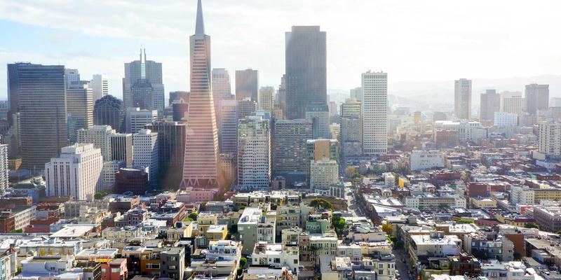 定格巅峰时刻：专业摄影服务如何捕捉体育赛事与旅行活动的动态瞬间